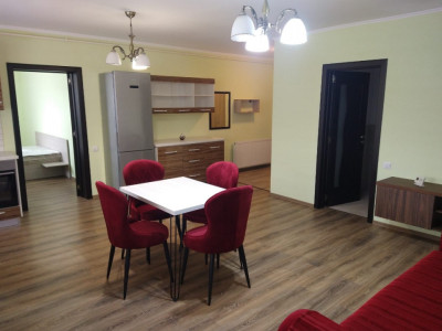 Apartament de vânzare, 3 camere, Zona Eroilor 