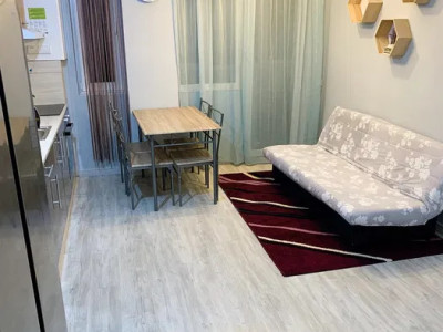 Apartament 3 camere , modern , 51 MP, Urusagului, parcare.