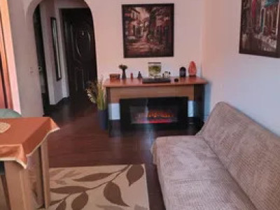 Apartament mobilat 2 camere, 37 mp, parcare disponibila, zona Porii, Floresti
