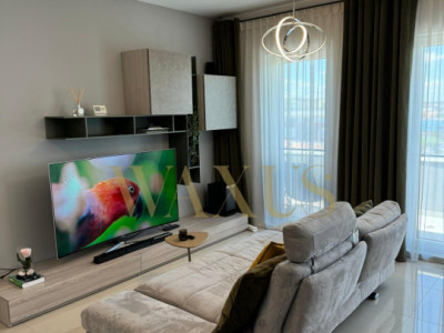 Penthouse de vanzare, 95mp, terasa, garaj, cartier Intre Lacuri