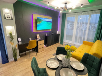 Apartament de 3 camere, terasa 33mp, zona Urusagului 