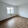 Apartament 3 camere  finisat , 67 MP, Teilor. thumb 3