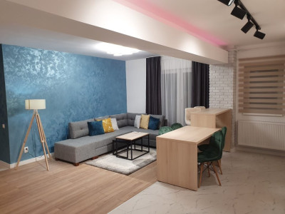 Apartament de 2 camere, Ultra Lux, 57 mp, parcare, zona Eroilor