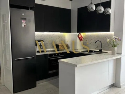 Apartament de vanzare, 3 camere, 66mp, parcare, zona BMW