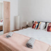 Apartament 2 camere, locație de top, preț excelent thumb 3