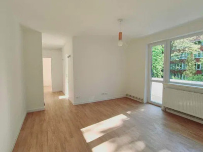 Apartament 3 camere, 60 mp., complet renovat,  aproape de Iulius Mall