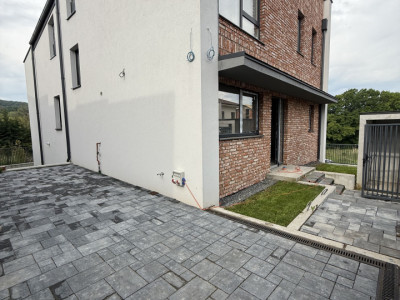 Duplex FĂGET, Garaj, 194mp utili 
