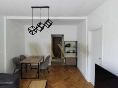 Apartament 2 camere, etaj intermediar, strada Horea