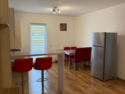 Apartament de inchiriat 2 camere zona Eroilor