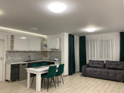 Apartament cu 3 camere + parcare subterană zona Vivo