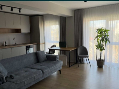 Apartament 2 camere + balcon zona Calea Baciului 