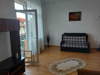 Apartament 1 camera, balcon, Central
