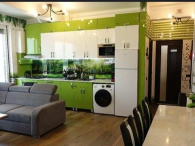 Apartament 3 camere cu view, terasa, parcare subterană, zona Vivo