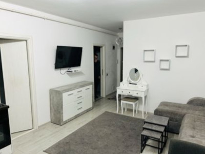 Apartament 2 camere, balcon, zona parc poligon 