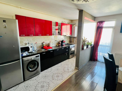 Apartament de 3 camere, 56mp, balcon, Cetatii / Floresti