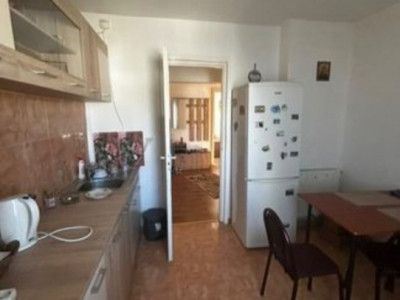 Apartament 3 camere 65 MP, balcon, Mănăștur 