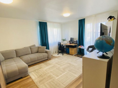 Apartament cu 2 camere, gardina, parcare zona Terra