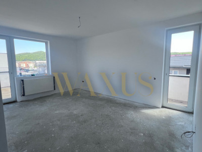 	Apartament tip penthouse, 3 camere, 2 băi, terasă, parcare –Florești TVA inclus