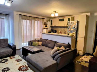 Apartament cu 2 camere, balcon, parcare, zona Șesul de sus