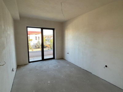 Duplex semifinisat de vanzare in zona centrala, 120 mp, teren de 150mp
