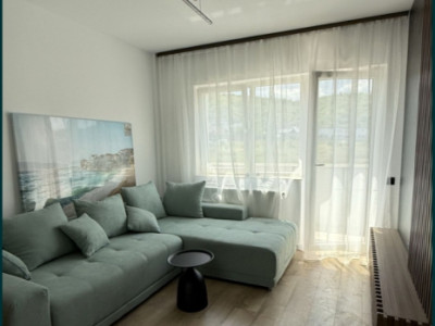 Apartament cu 2 camere, balcon, parcare subterană 