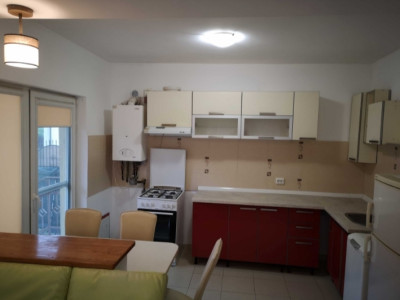 Duplex cu 4 camere, curte, balcon, 2 parcări, zona subcetate 
