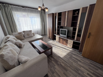 Apartament de închiriat , 2 camere Decomandate , Între Lacuri / Iulius Mall