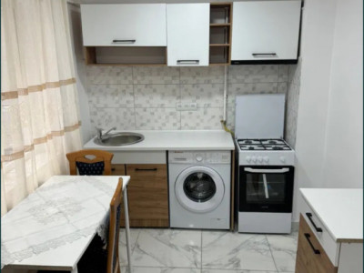 Apartament de 2 camere decomandate, 42 mp, zona Manastur 