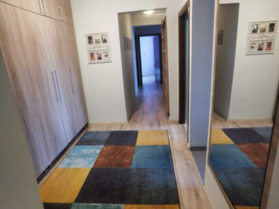 Apartament cu 3 camere, 67mp, 2 balcoane, zona Big/Mănăștur 