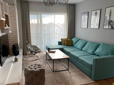Apartament de 3 camere, 75 mp, zona Bună ziua 