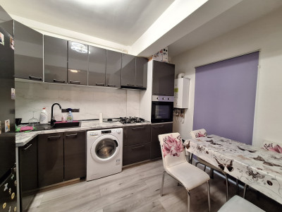 Apartament 3 camere, balcon, parcare, zona Lidl
