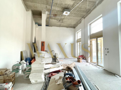 Spatiu comercial cu vad la strada in Centru Clujului, 110mp, 2 nivele