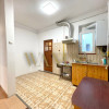 Apartament de vânzare în zona Centrală, 3 camere,87mp, terasă, grădină thumb 2