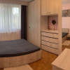 Apartament cu 3 camere, balcon, Centru thumb 4