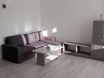 Apartament cu 1 camera, parcare, zona cetății 