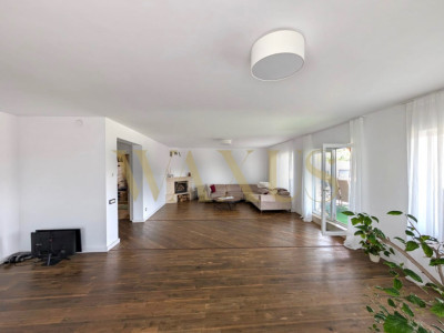 Penthouse 200 mp + 150 mp terasă, 6 camere, Florești semicentral