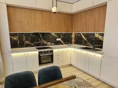Apartament cu 2 camere, terasa, parcare, zona Terra 