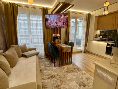 Apartament cu 2 camere, terasa, parcare, zona Terra 