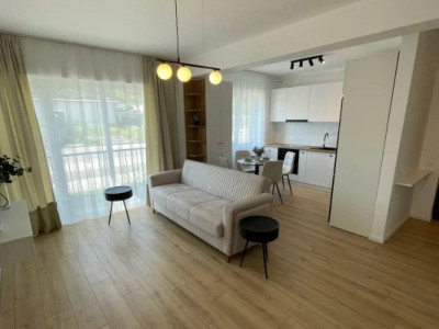 GATA DE MUTARE! Apartament de vanzare, 2 camere, parcare – Terra