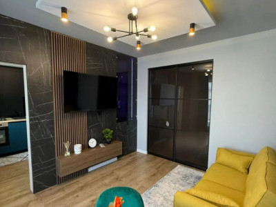 Apartament la cheie de 3 camere, terasă 14mp, parcare, Florești