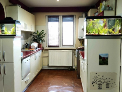 Apartament cu 3 camere, 84mp, balcon închis, boxa, parcare, Mănăștur 