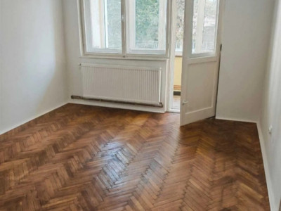 Apartament cu 3 camere, 62 mp, balcon închis, Manastur