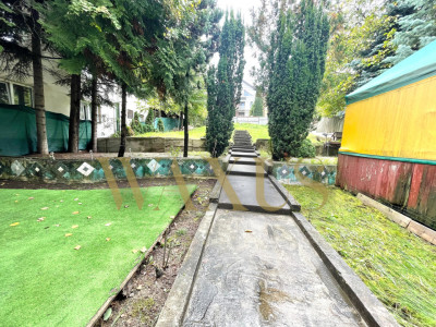 Casa de inchiriat, 10 camere, 600mp, 1100mp teren, garaj, Zorilor