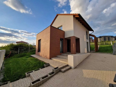 Casa individuala la intrare in Chinteni - 127mp i 514mp teren 