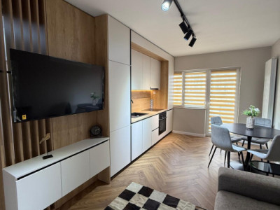 Apartament la cheie de 3 camere, 59mp, balcon, parcare, Urusagului