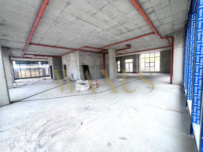 Spațiu Comercial în zona Centrală 600 mp / Florești / Vad/ 90% Vitrat 