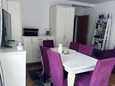 Apartament de vanzare cu 2 camere, 61 mp, zona Florilor!