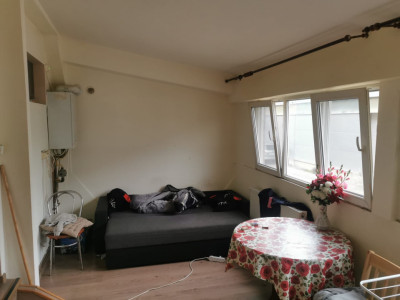 Apartament cu 1 camera decomandata, etaj intermediar, Calea Baciului