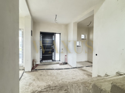 Triplex, 4 camere decomandate, P+1ET, 120 mp, curte 40 mp, 2 parcari, Urusagului