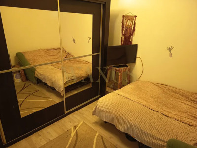 Apartament de vanzare 1 camera , 30 mp utili, Zona Porii , Floresti!